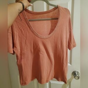 American Eagle scoop neck tshirt